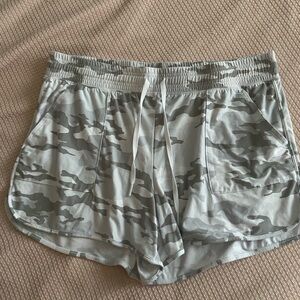 Gray Camo Shorts 🩶 Size XL